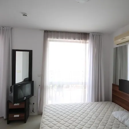 Apartment Studio Arendoo In Rainbow 3